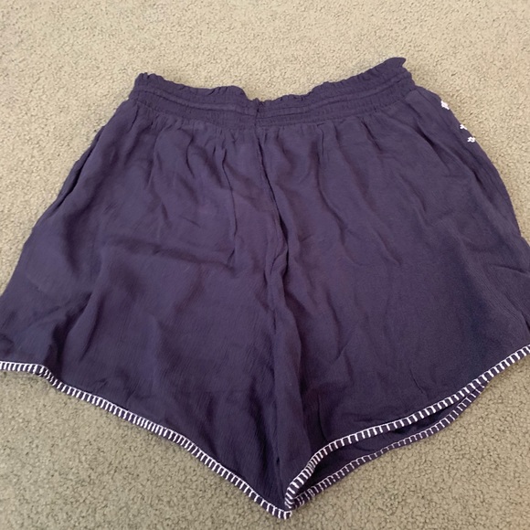 Flowy shorts - Picture 2 of 3